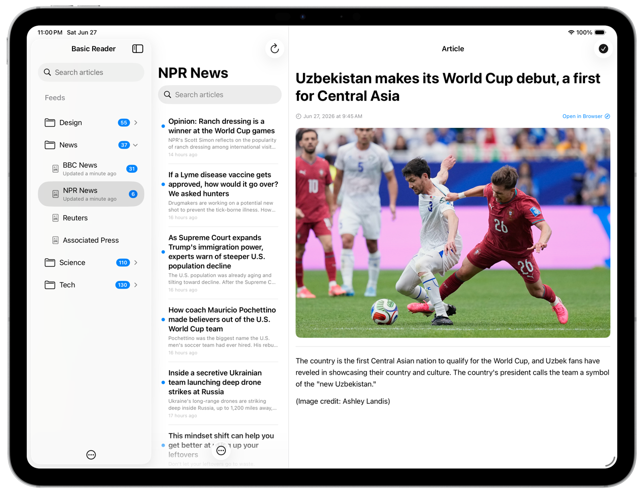 Basic Reader three-column layout on iPad